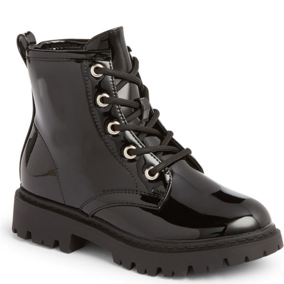 Steve Madden Other - Steve Madden Trockk boot